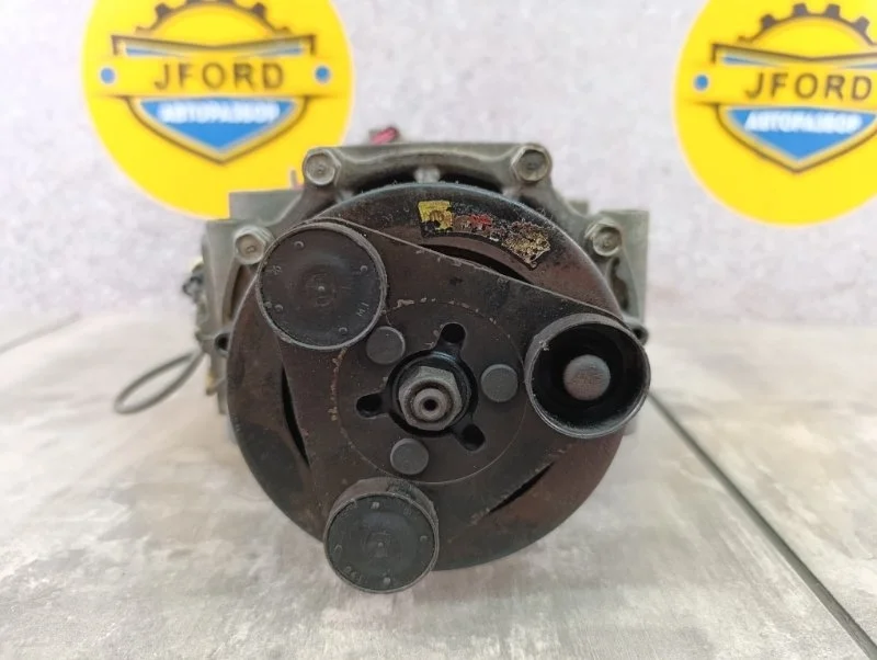 Компрессор кондиционера Mitsubishi Lancer 2005 CS3A