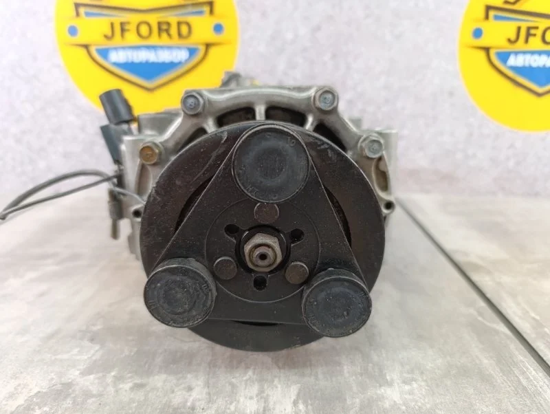 Компрессор кондиционера Mitsubishi Lancer 2005 CS3A