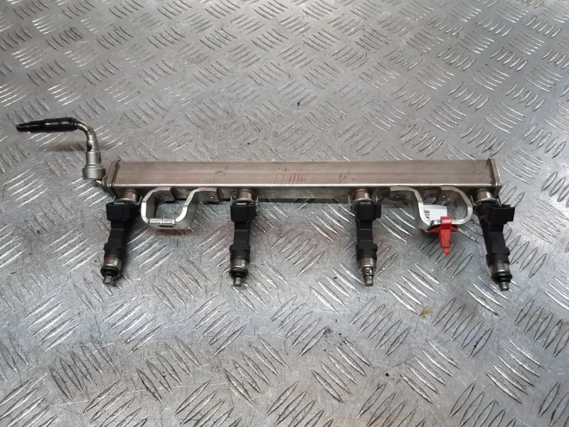 Топливная рампа Ford Mondeo