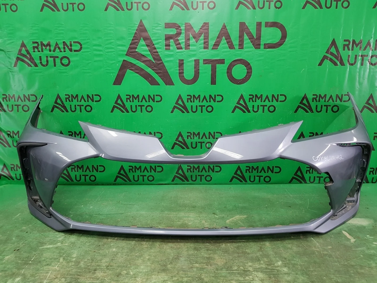 Бампер TOYOTA COROLLA 2018 12 E210