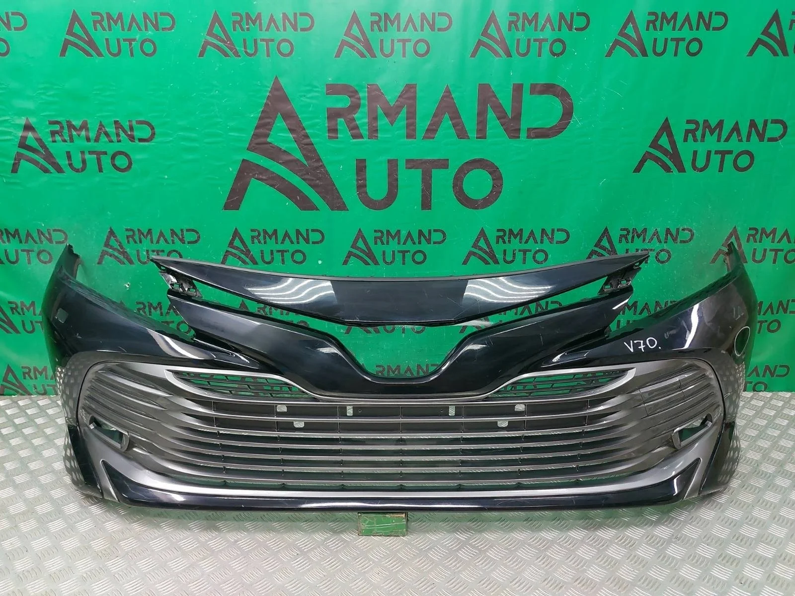 Бампер Toyota Camry 2017-2021 8 XV70