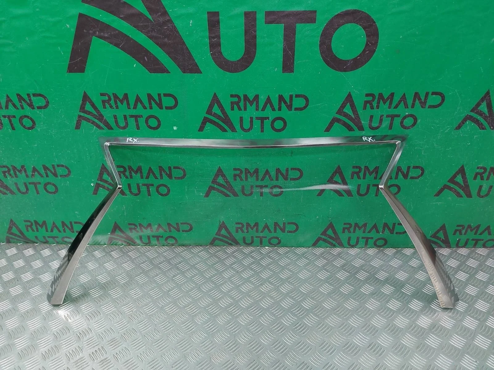 Окантовка решетки радиатора Lexus RX 2015-2019 4