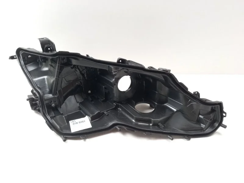 Корпус фары Toyota Camry 2018- 8114533E11 V70, правый