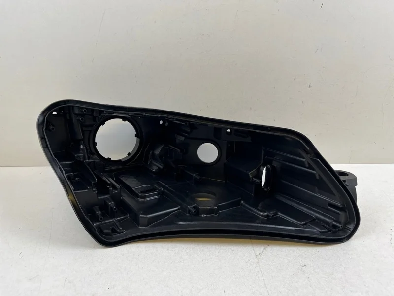 Корпус фары Skoda Superb 2015-2019 3V1941016A 3, правый