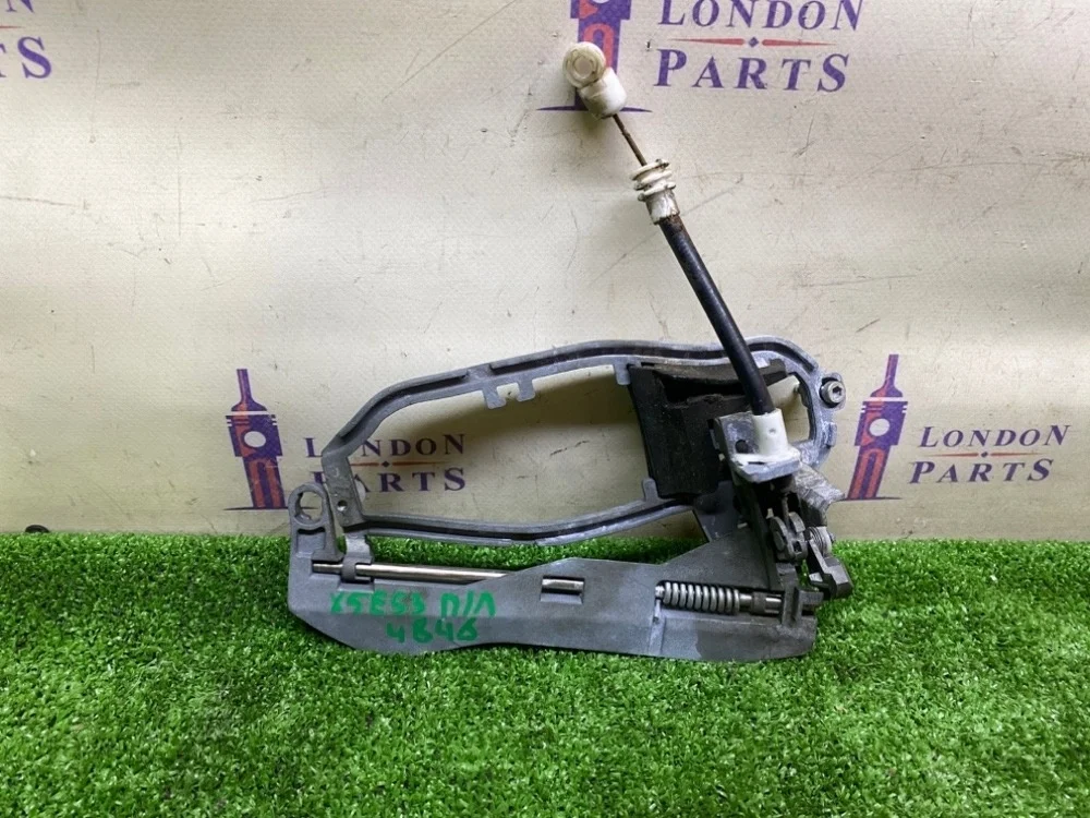 Кронштейн ручки BMW X5 E53