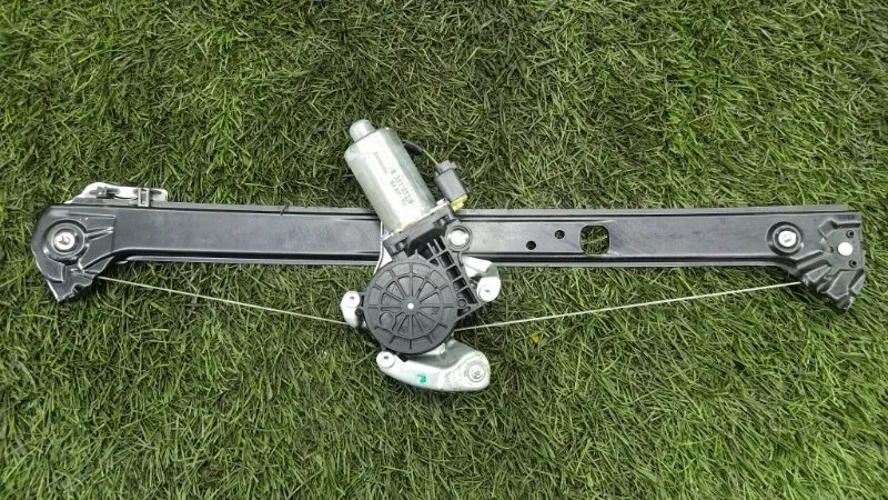 Стеклоподъемный механизм BMW X5 2005 51357125060 E53 M54B30, задний правый