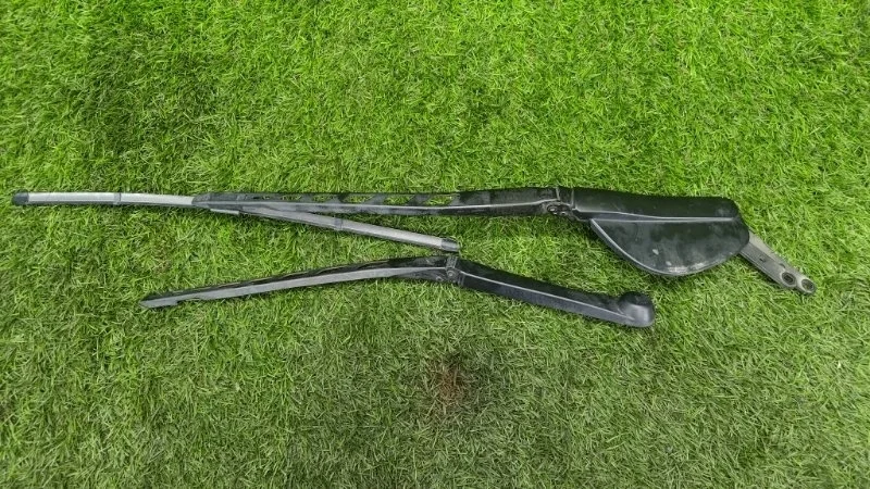 Поводок дворника BMW 5 2008 61619449959 E60 N54B30