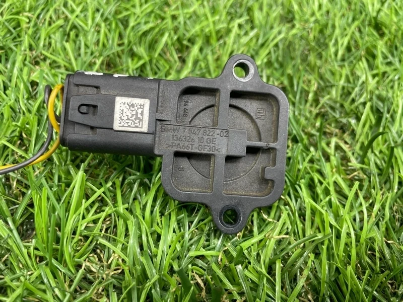 Датчик массового расхода воздуха BMW 3 2010 13627547822 E90 N52B30