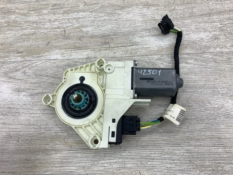 Моторчик стеклоподъемника AUDI A6 2009 4F0959801D УНИВЕРСАЛ CDYC, передний левый