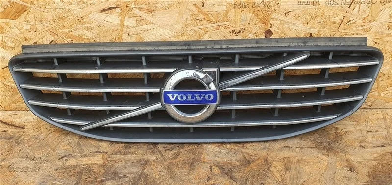 Решетка радиатора Volvo XC60 2014 31333832