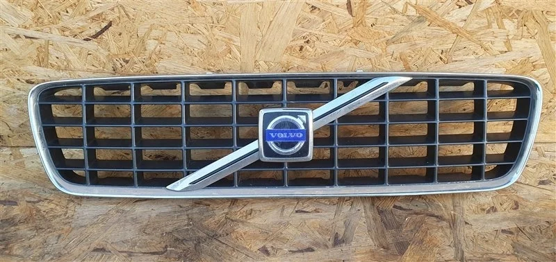 Решетка радиатора Volvo S60 2002 9151881