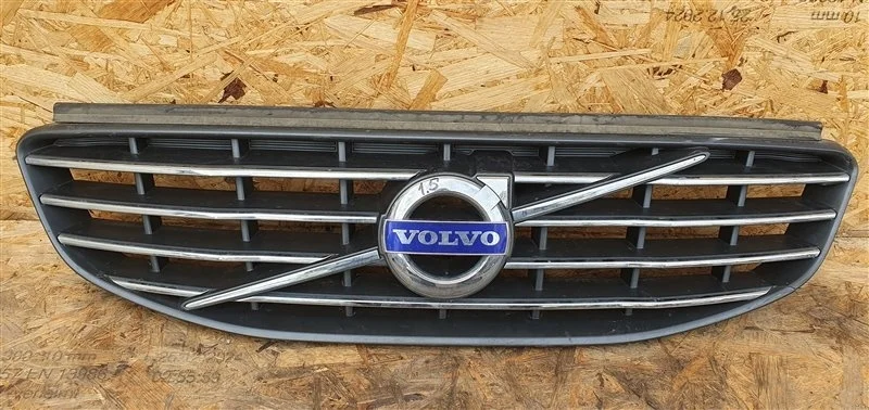 Решетка радиатора Volvo XC60 2014 31333832