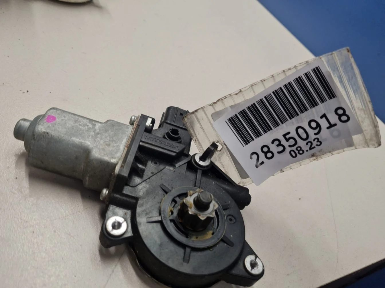 Моторчик стеклоподъёмника задний правый для Acura MDX YD2 2007-