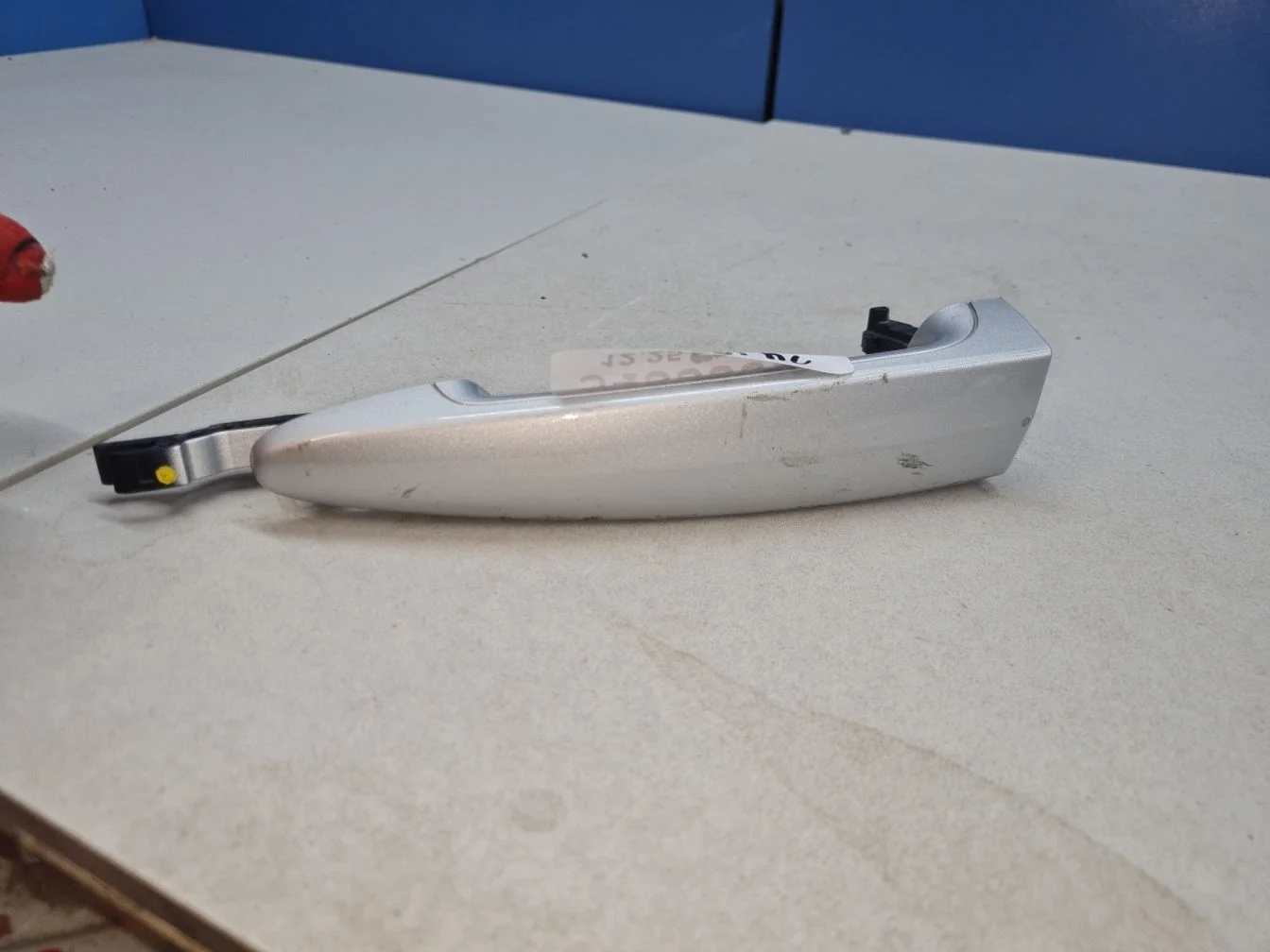 Ручка двери нaружная левая передняя для BMW 1 E81 E87 2004-2014