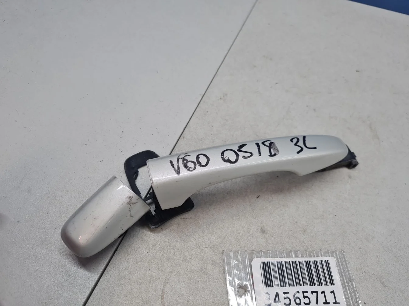Ручка двери нaружная задняя левая для Volvo V60 (V60 Cross Country) 2010-2018