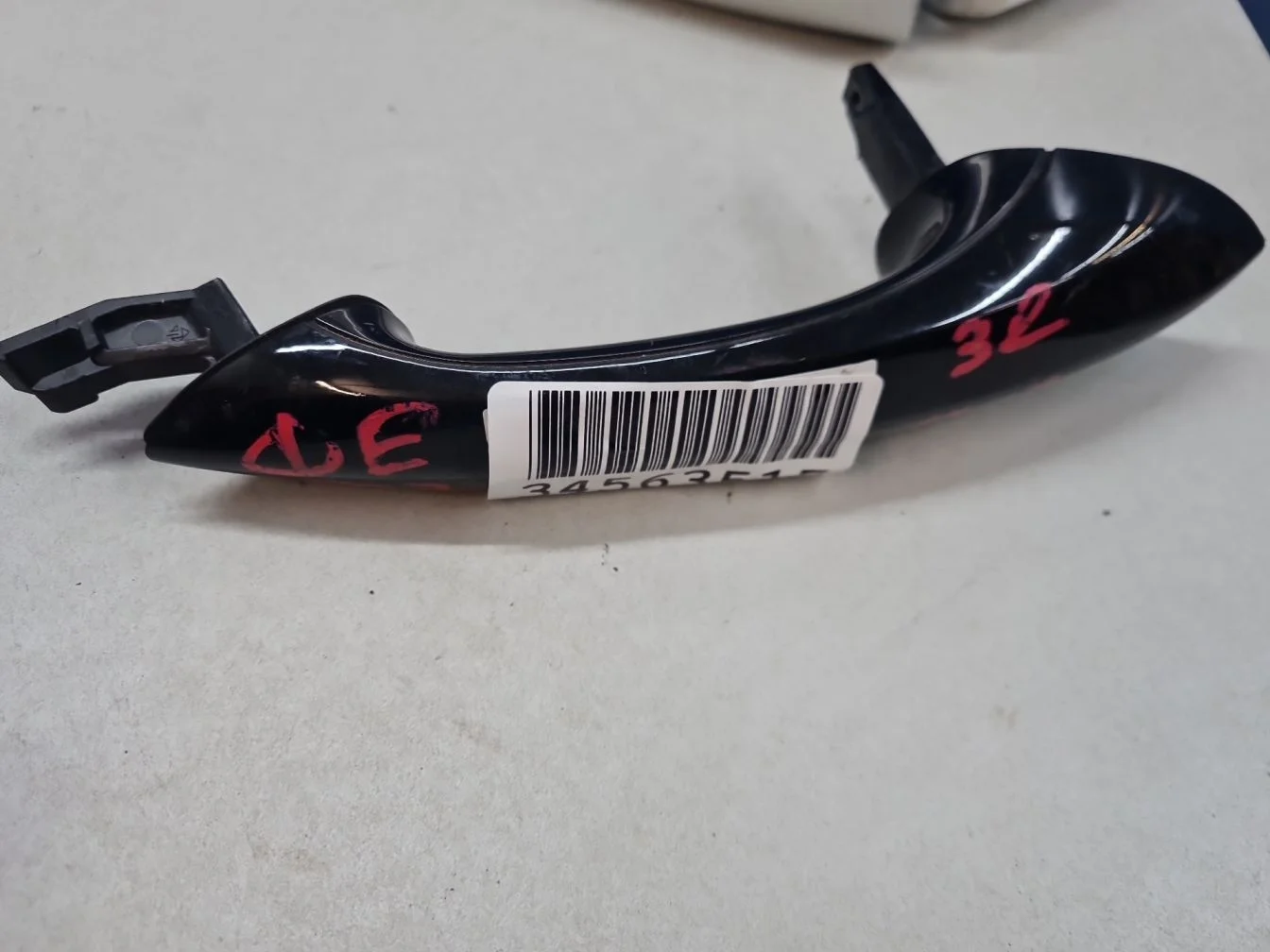 Ручка двери нaружная правая для BMW 5 F07 Gran Turismo 2009-2017