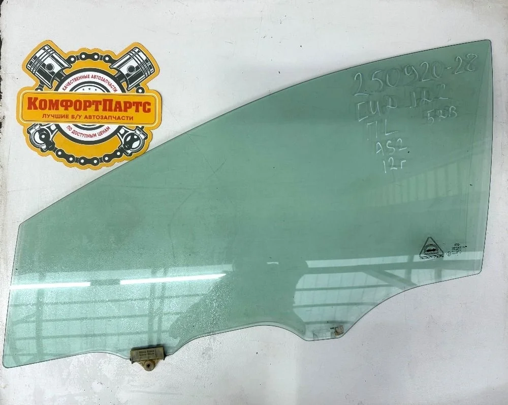 Стекло двери передней левой Kia Ceed JD (2012—2015)