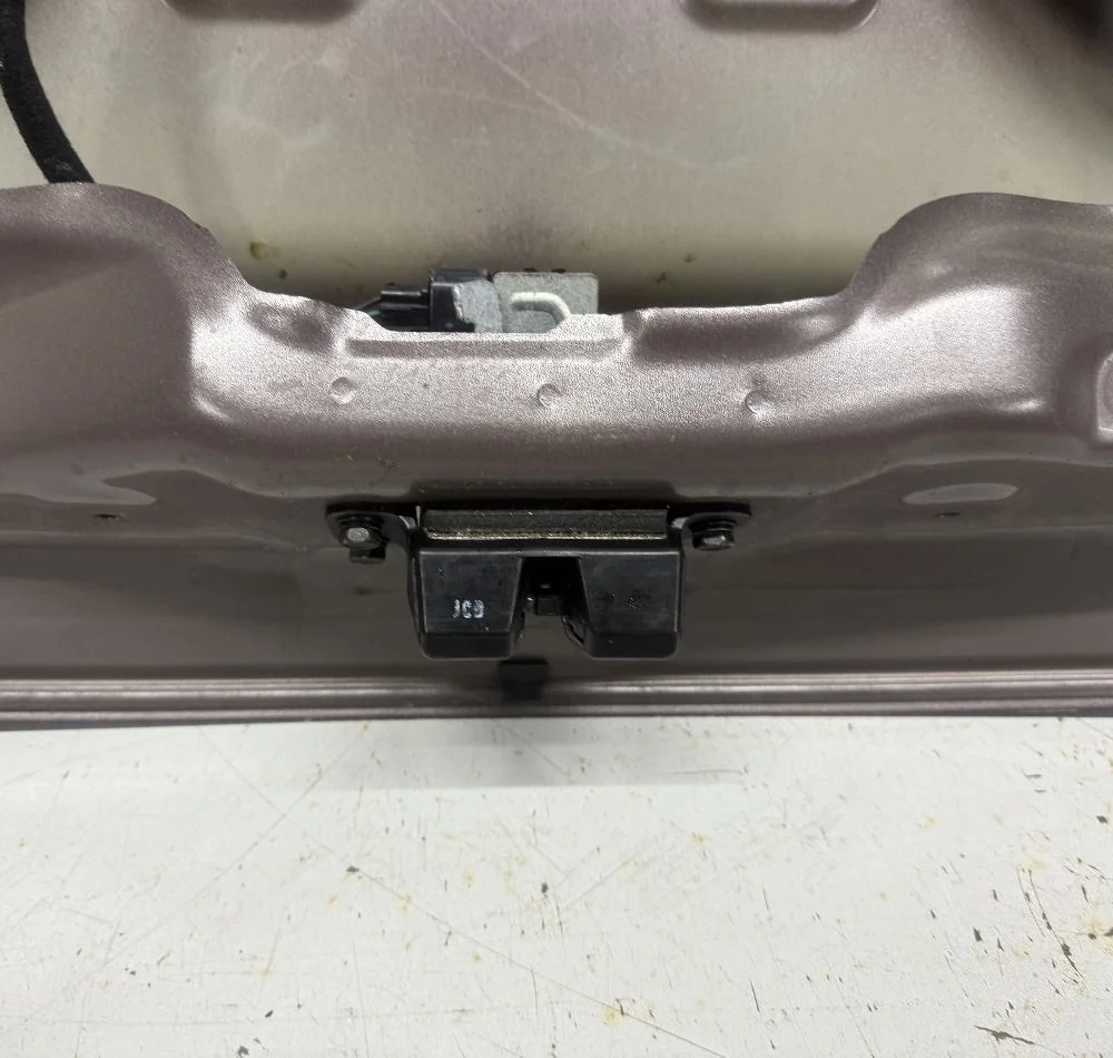 Замок крышки багажника Hyundai Santa Fe III (2012—2016)