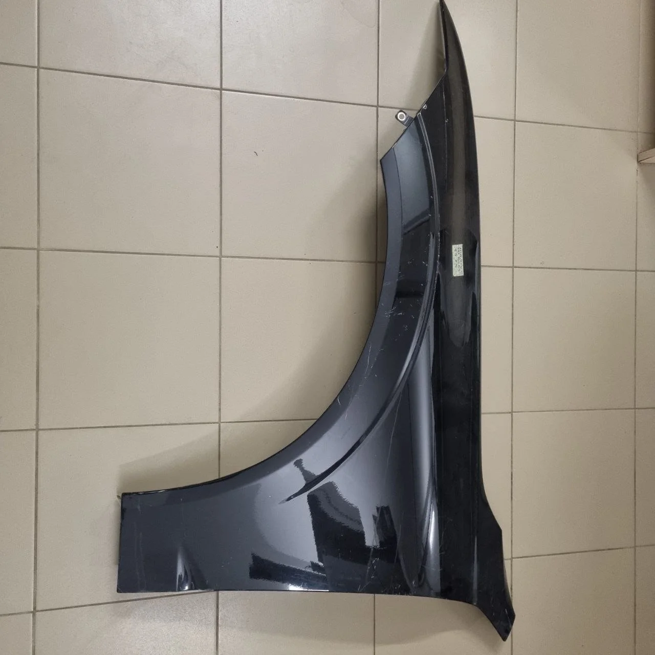 Крыло переднее левое XC60