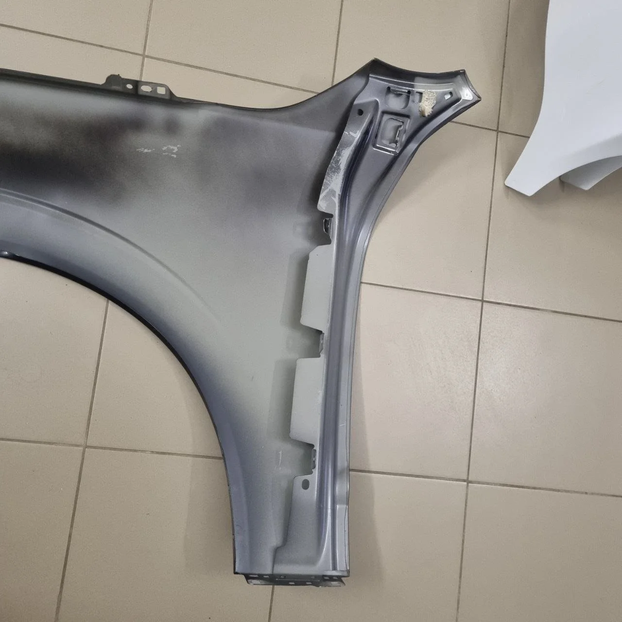 Крыло переднее левое XC60