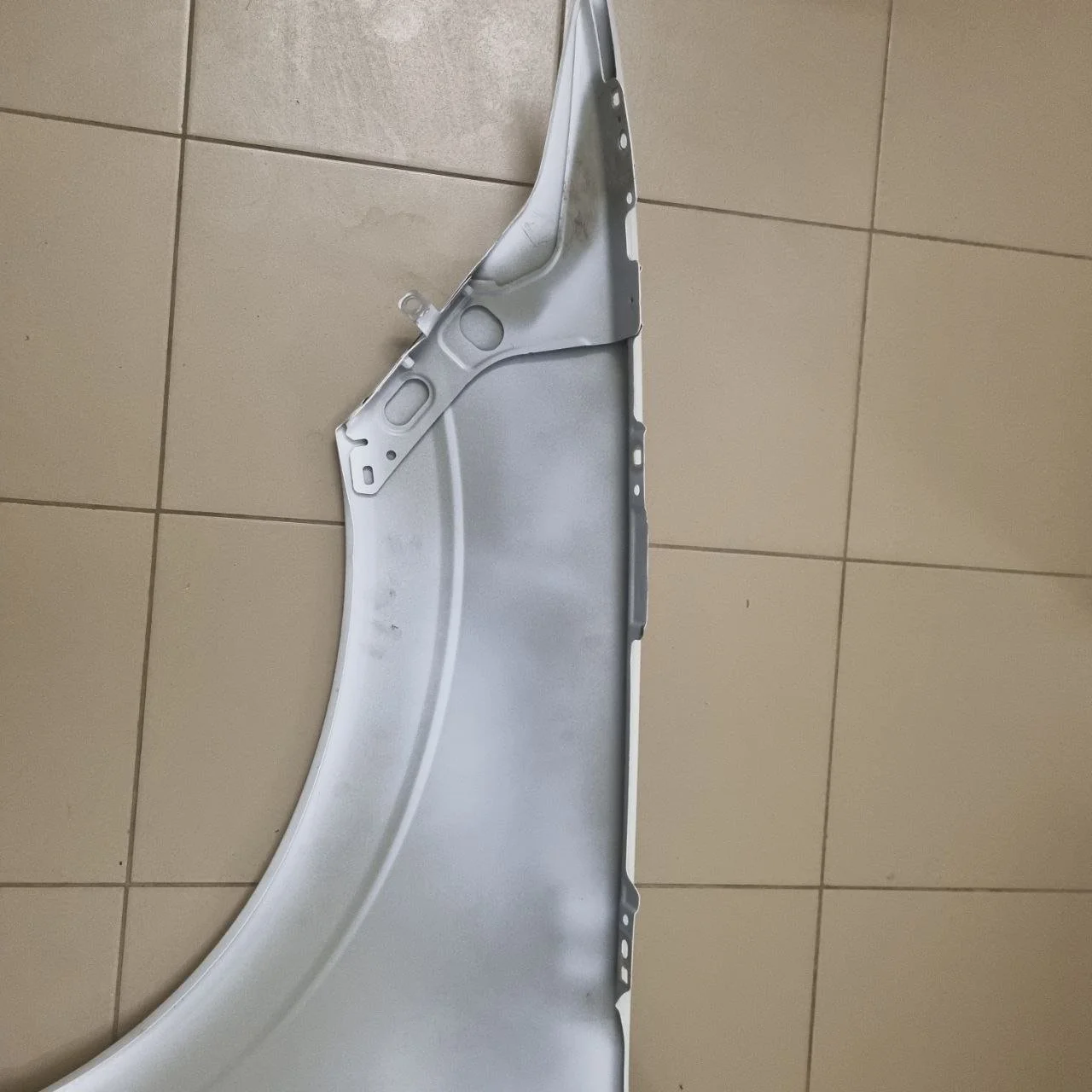 Крыло правое Volvo XC60 2 2017-2021 Внедорожник(UZ)