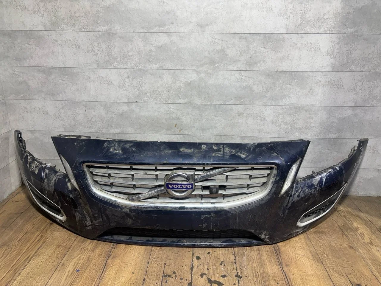 бампер передний Volvo S60 2