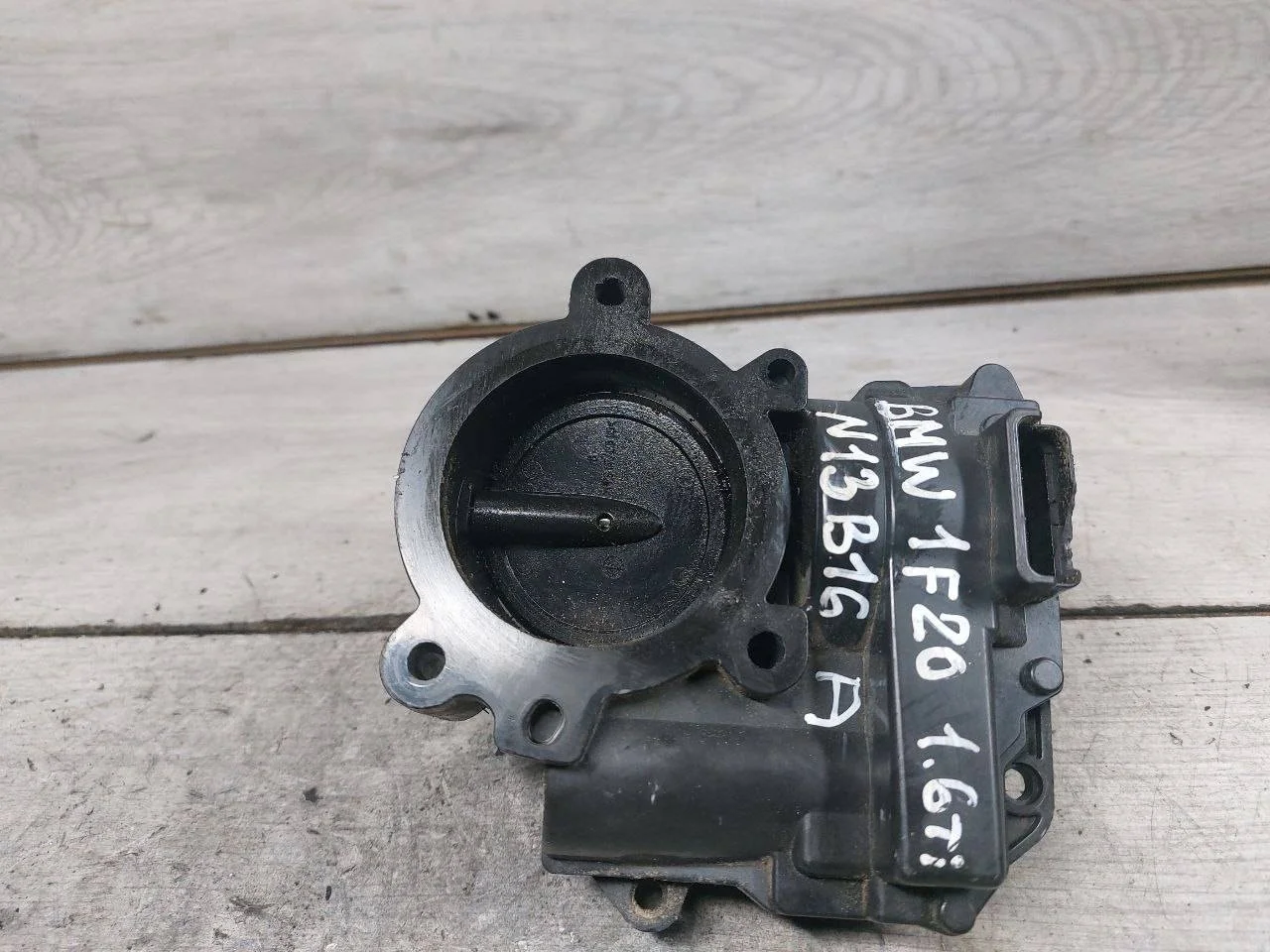 дроссельная заслонка Peugeot 308 T7