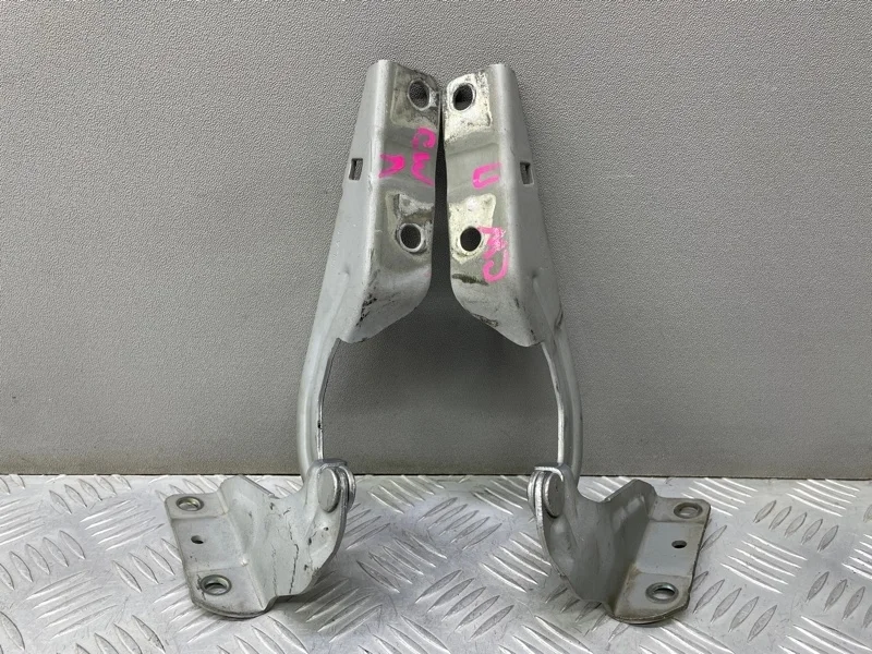 Петли капота Mitsubishi Outlander XL CW