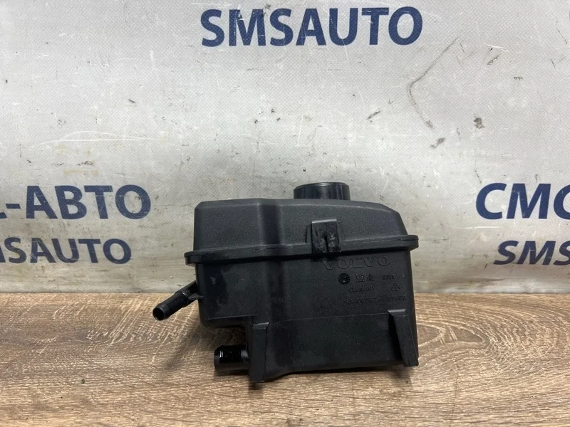 Бачок ГУР Volvo XC90 30741483 ХС90 4.4 B8444S