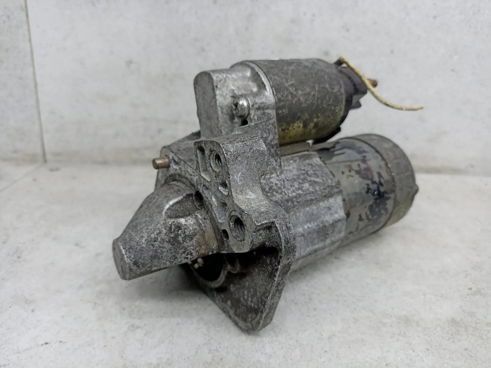 Стартер Renault Kangoo 2 2008 8200306595