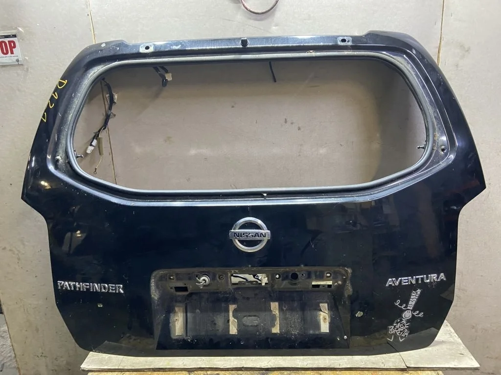 Дверь багажника Nissan Pathfinder R51 2006