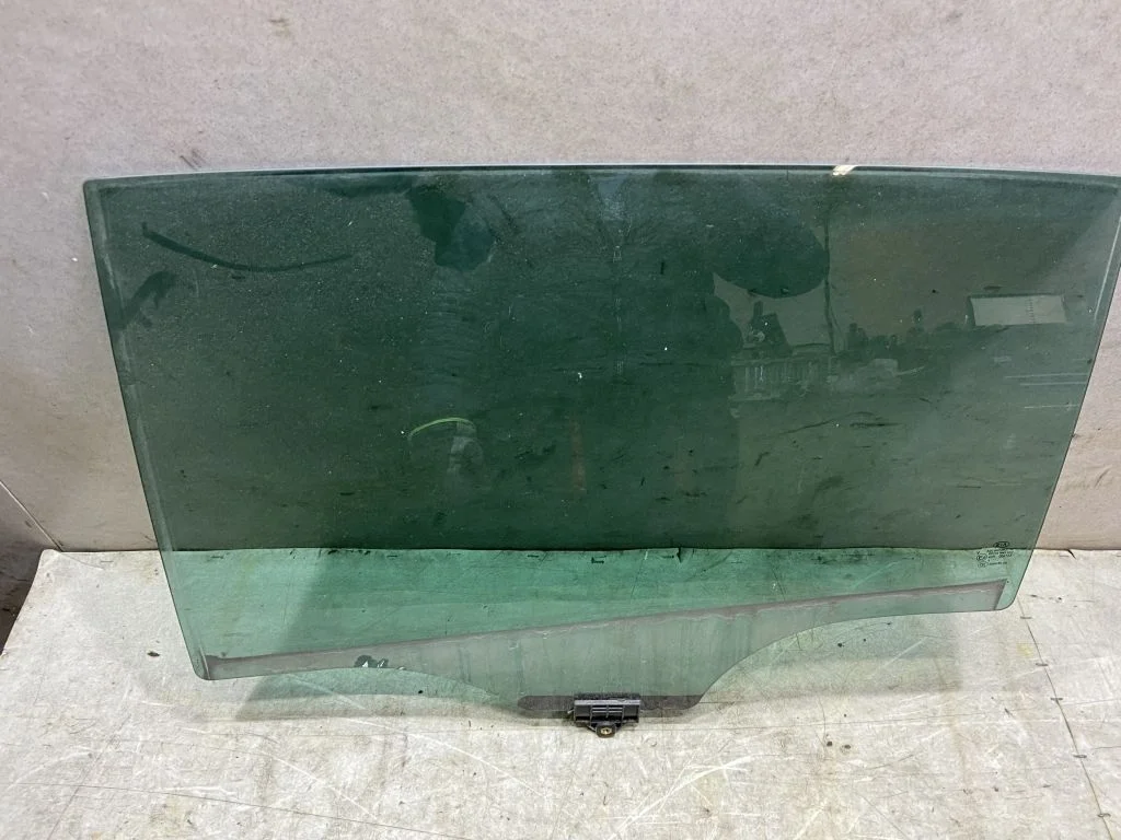 Стекло заднее левое Kia Sportage 4 2015 AS3