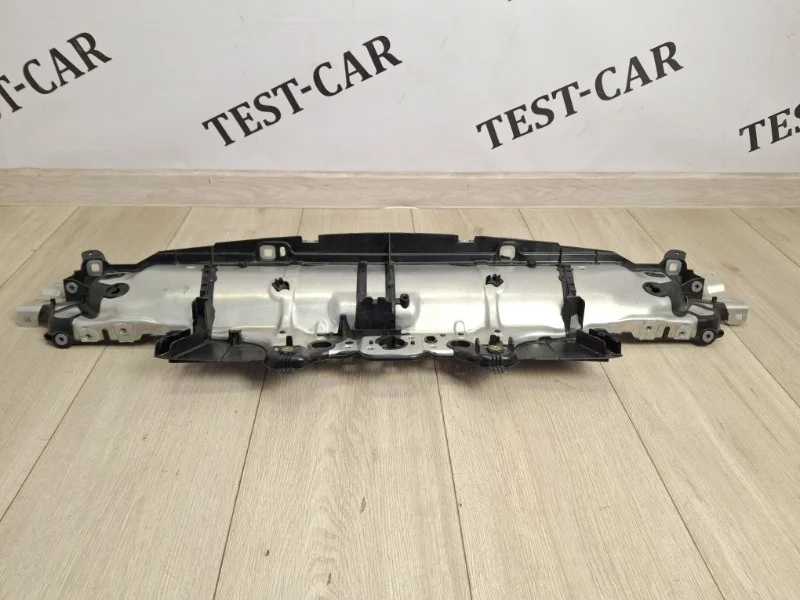 Панель радиаторов Porsche Macan 2014- 95B