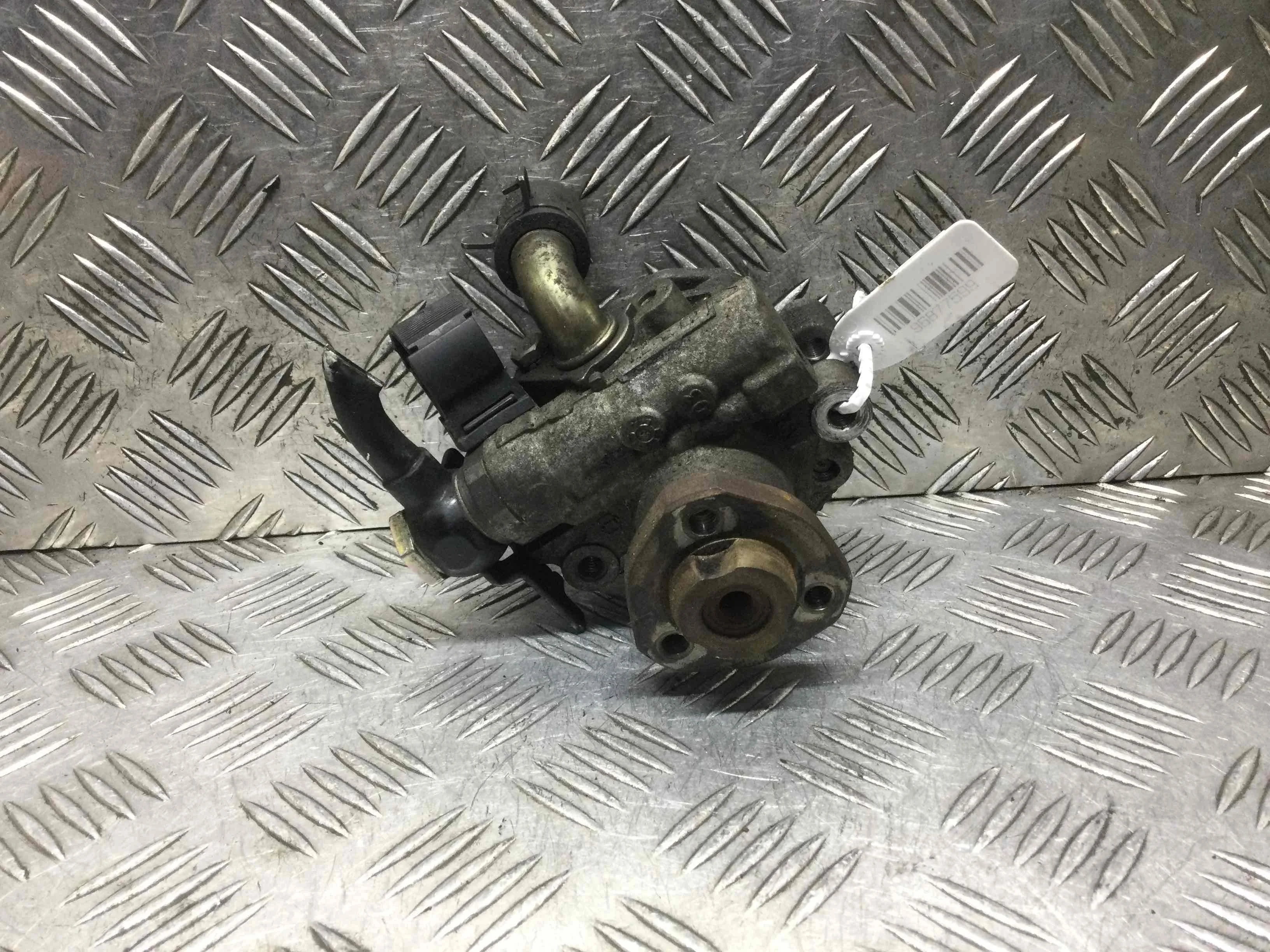 Насос гидроусилителя руля Volkswagen Golf 4 поколение (1997-2004) бензин 1.6 i Механика Х/б