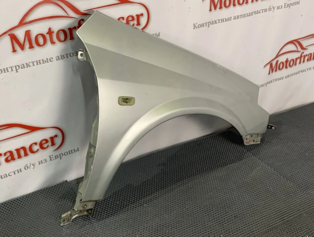 Крыло Nissan Primera 2002 63100AV630 P12, переднее правое