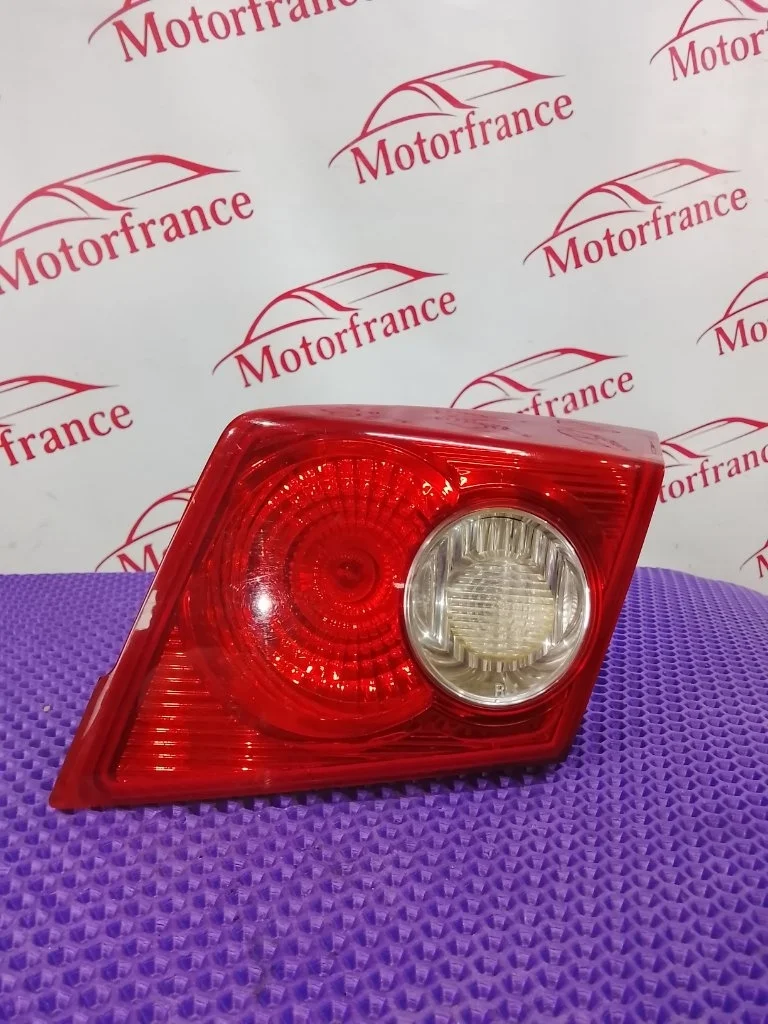 Фонарь задний внутренний правый Chevrolet Lacetti 2005 96551217