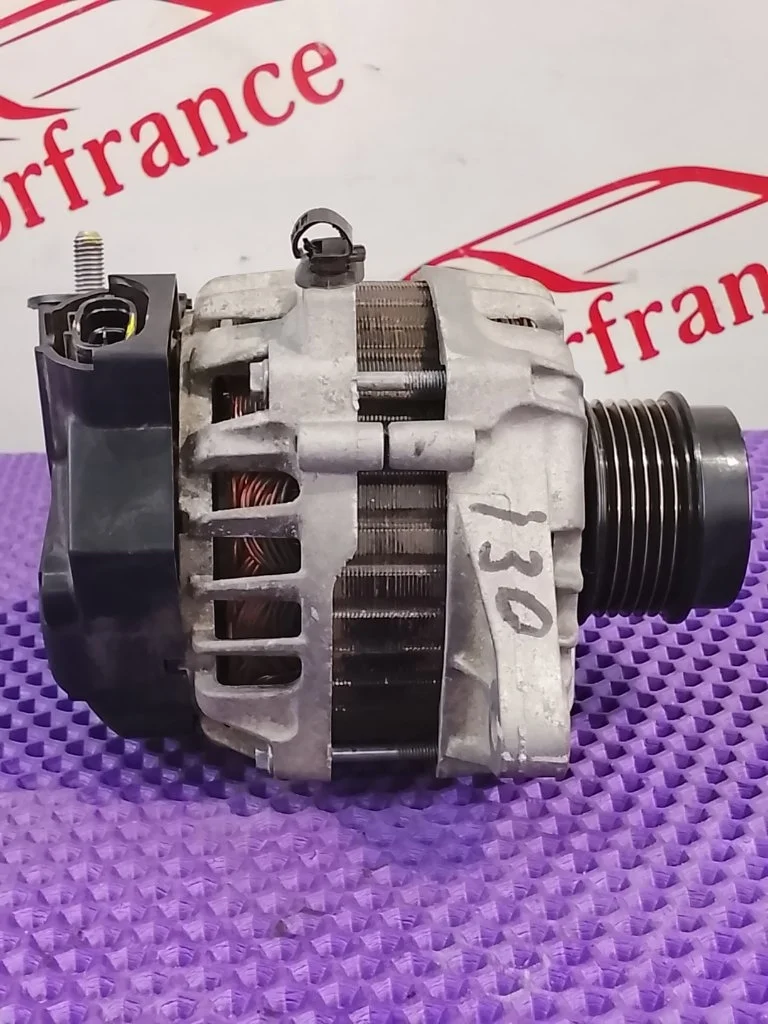 Генератор Hyundai i30 2015 373002B700 2 1.4 G4FA