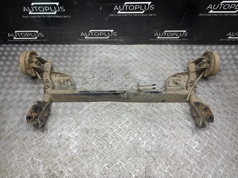 Балка подвески Renault Logan 2009 8200630332 СЕДАН 1.4 K7J 710, задняя