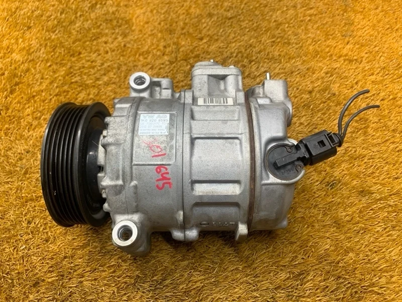 Компрессор кондиционера Volkswagen Tiguan 2012 1K0820859S 5N CCZD