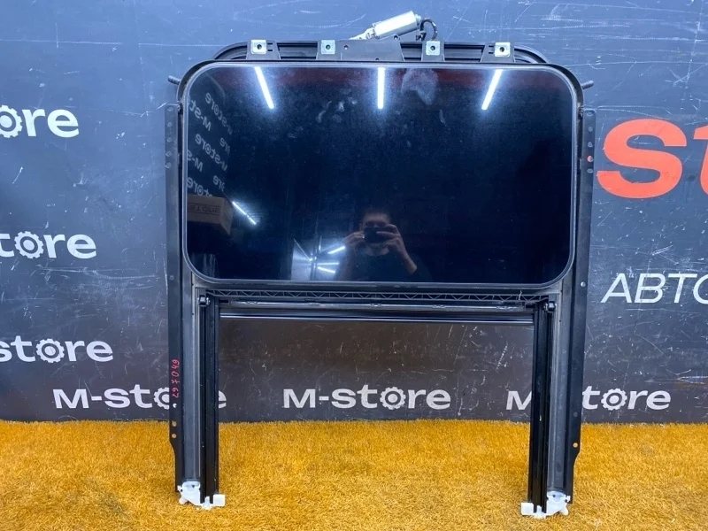 Люк Porsche Cayenne 2008 95556402500 957 M4851