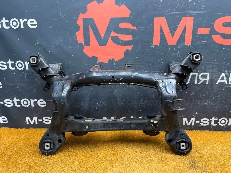 Балка поперечная (подрамник) Bmw 3-Series 2008 33316783713 E90 N46B20B, задняя