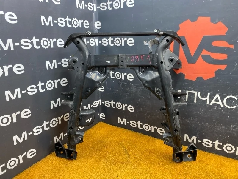 Балка поперечная (подрамник) Bmw X3 2005 31103415150 E83 M54B25 (256S5), передняя