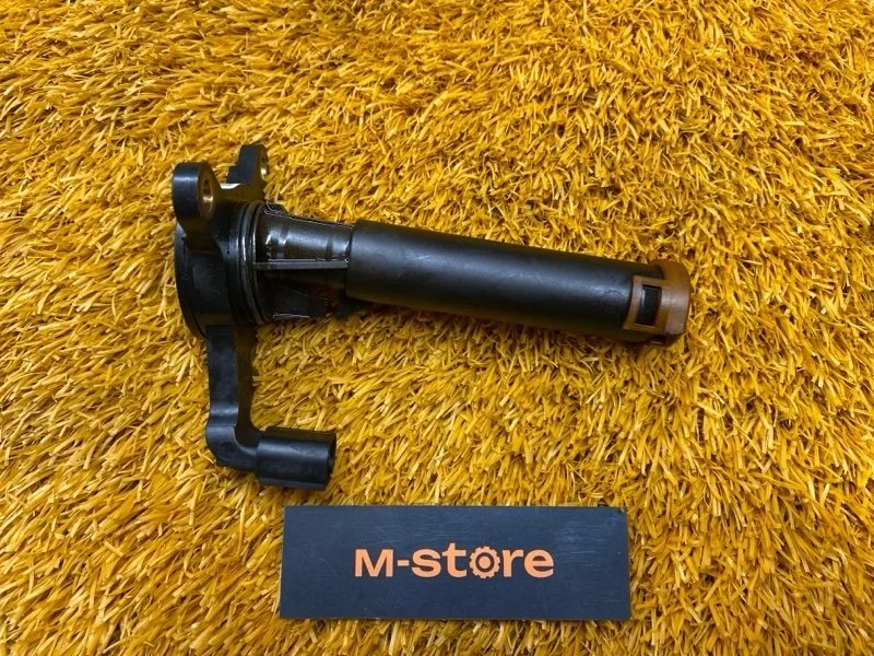 Датчик уровня масла Mercedes-Benz C-Class 2003 A0041537428 W203 271.946