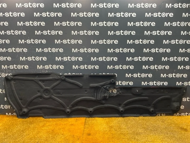 Защита днища кузова Mercedes-Benz E-Class 2009 A2126800409 W212 272.980, правая