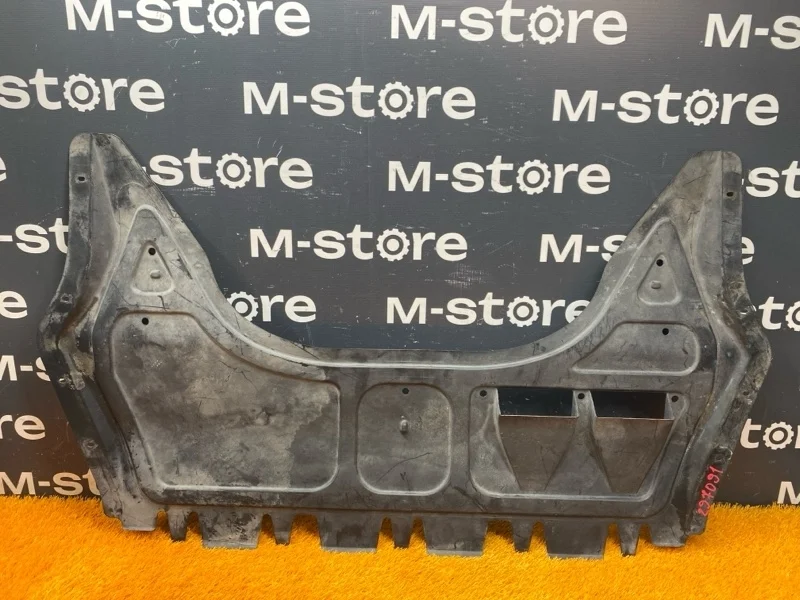 Защита двигателя Audi A3 2007 1K0825237J 8P BWA