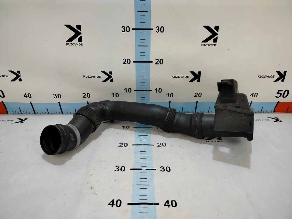 Патрубок воздушного фильтра (гофра воздуховода) Volkswagen Passat 2006 3C2