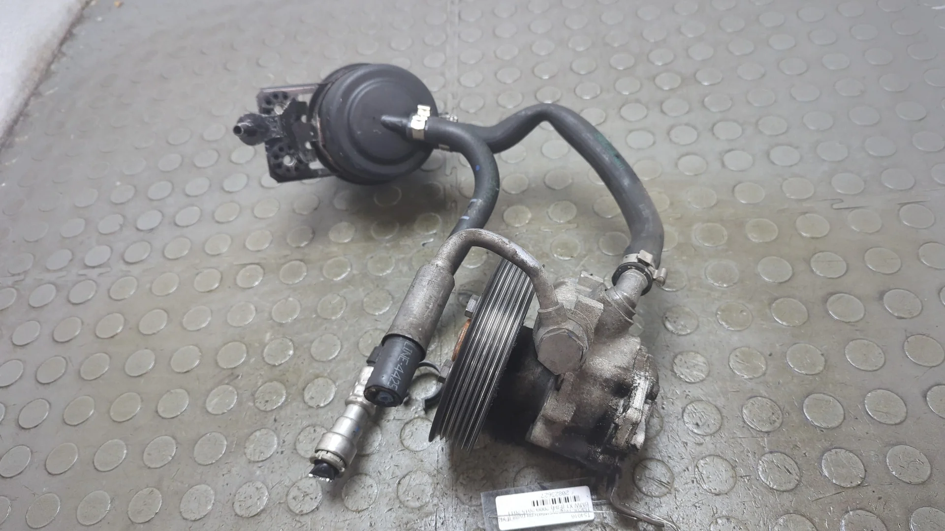 Насос гидроусилителя руля (ГУР) BMW X1 (E84) 2009-2015 КПП 6-ст.мех.(МКПП) N47D20C Дизель 2 л Турбо