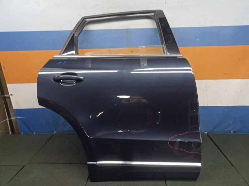 Дверь Audi Q5 2012 8R0833052B 8R 3.0 CTVA, задняя правая
