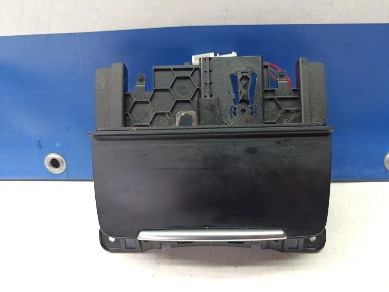 Пепельница с прикуривателем Audi Q5 2012 8K0857951CV10 8R 3.0 CTVA