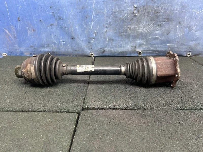 Привод Audi Q5 2012 4G0407271F 8R 3.0 CTVA, передний